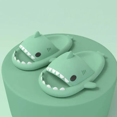 פיור קומפורט – כפכפי לונה שארק 🦈