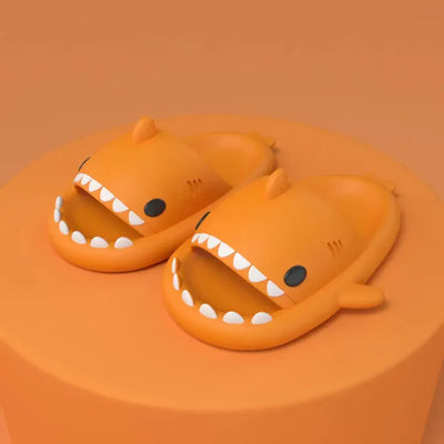 פיור קומפורט – כפכפי לונה שארק 🦈