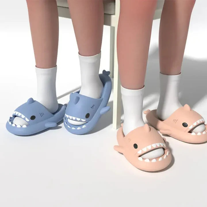 פיור קומפורט – כפכפי לונה שארק 🦈